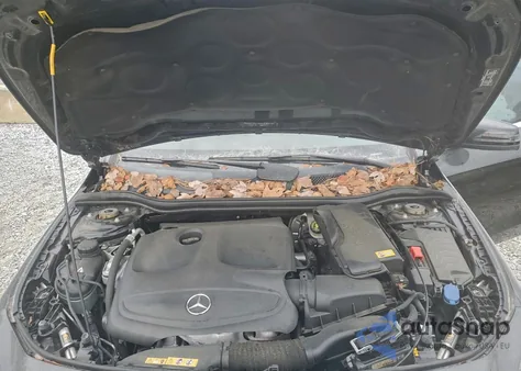 2015 Mercedes-Benz Cla 250 z USA, uszkodzony, nr VIN WDDSJ4EB3FN169101